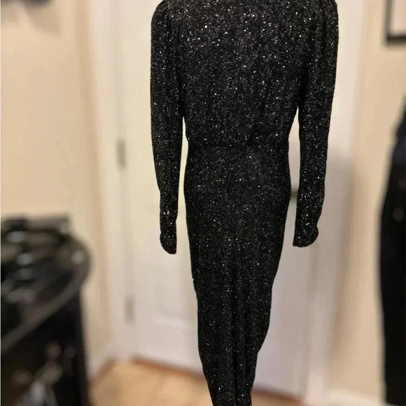 Work Party and Office Holiday Party Outfits - Express - Picture 7 of 9